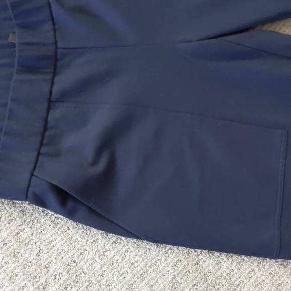 GORGEOUS Eileen Fisher Navy Blue Light Wool Wide Leg Cropped Pants, Size S - Picture 7 of 8